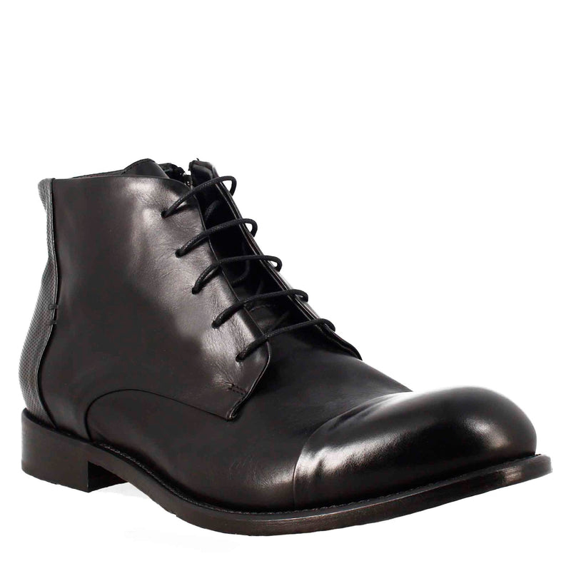 Handcrafted Leather Footwear